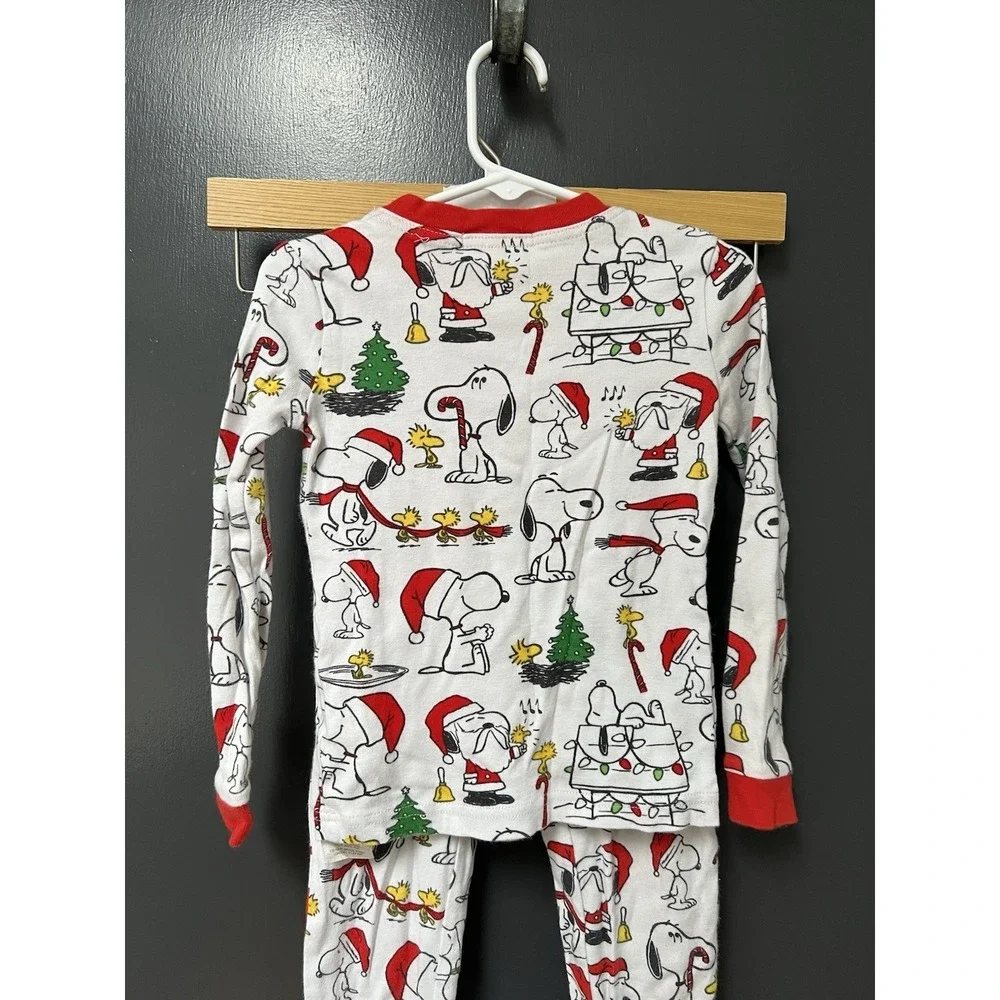 POTTERY BARN KIDS Peanuts Snoopy Holiday Pj Set Pajamas Lounge Christmas Sz 4